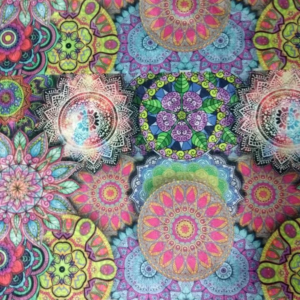 Tecido Suede Estampado Flores Hippies