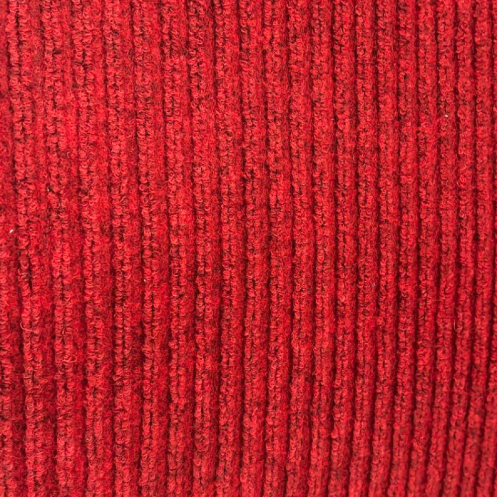 Tapete Agulhado Listrado Vermelho - Foto 2 de 3