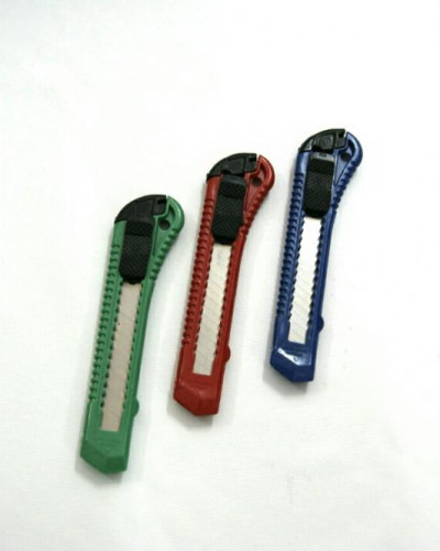 Detalhes do produto Estilete Simples